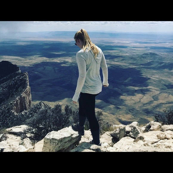 Meet your Posher, Allegra - Picture 7 of 10